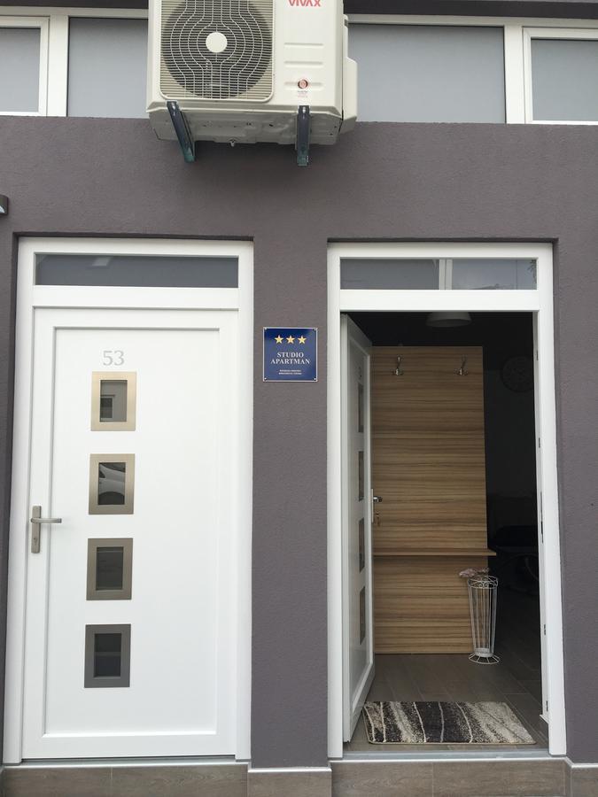 Rooms Rebolj Osijek Exterior photo